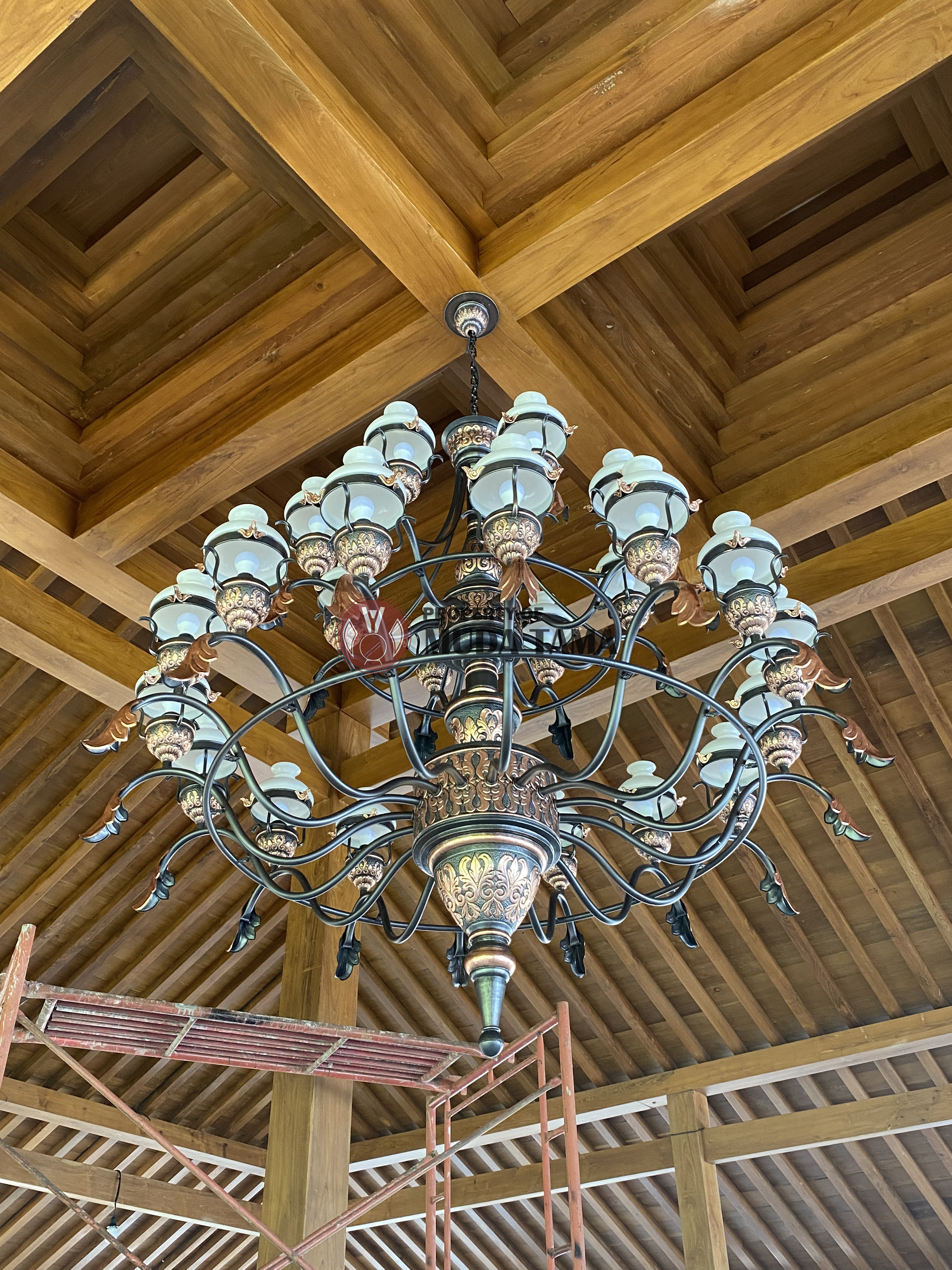 lampu-gantung-klasik-2-tingkat